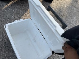 White Hard Plastic Cooler with Handle