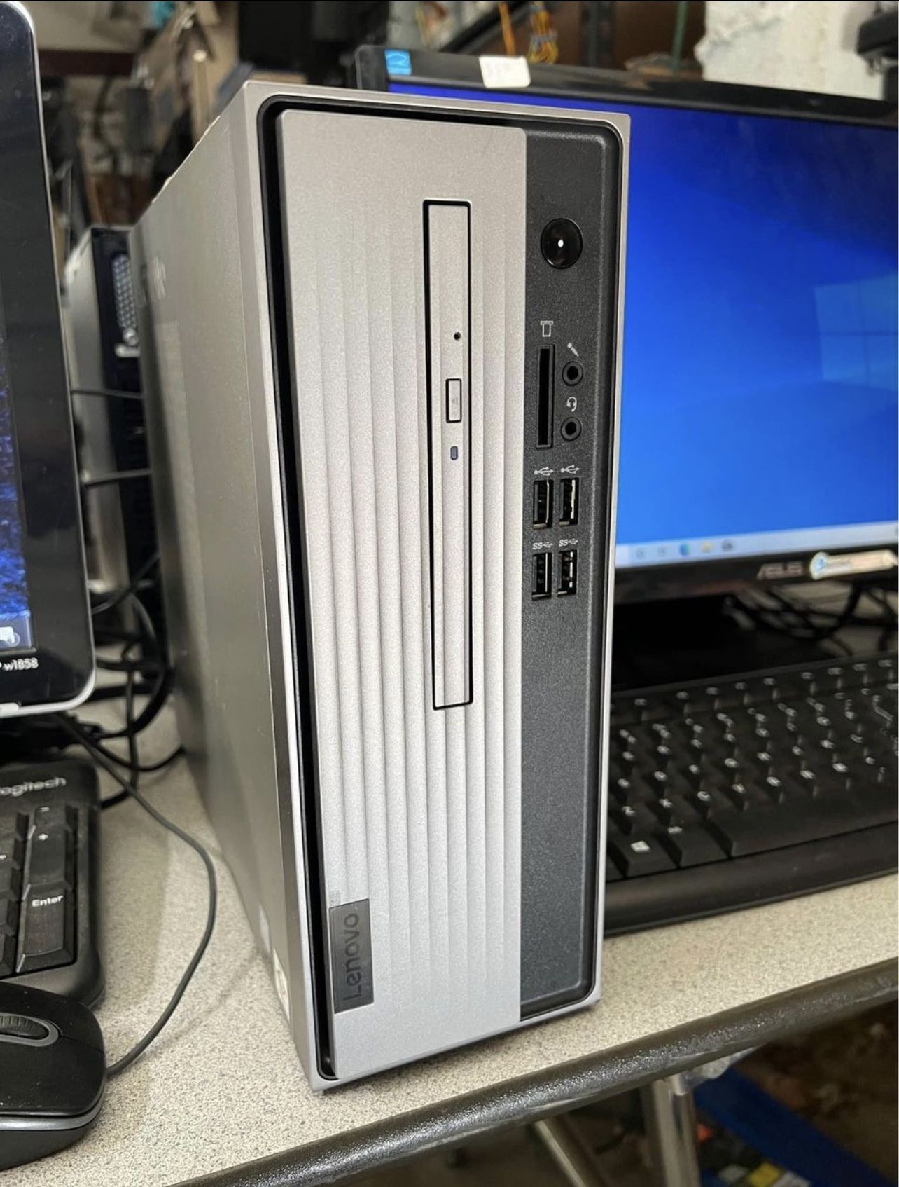 Lenovo sff newer model pc - like new - wifi - 22” monitor business grade - hdmi - ddr4 ram - win 10
