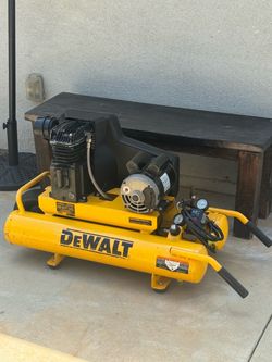 Twin tank electric air compressor
