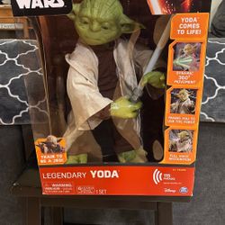 Star Wars Legendary  Yoda 