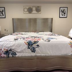 King Size Bed Room Set