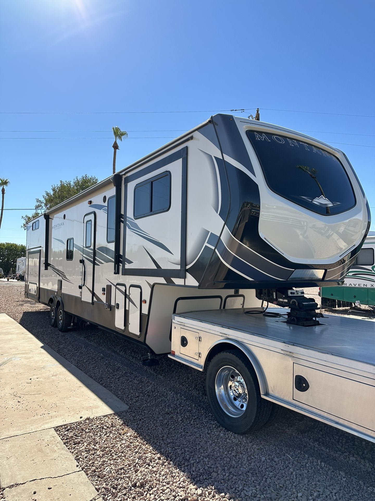 5th Wheel Mover