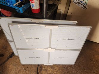 Spiderfarmer SF4000 grow light
