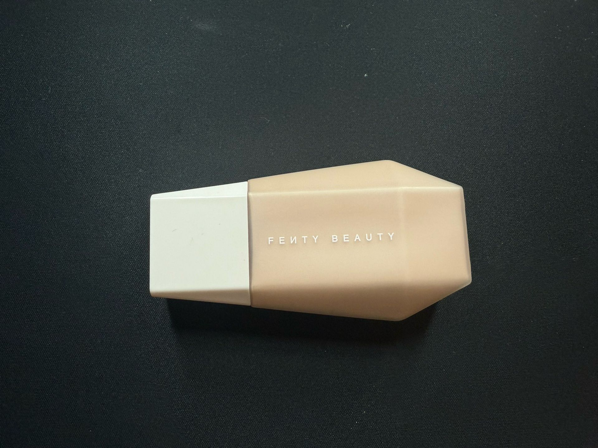 Fenty Beauty Eaze Drop Skin Tint