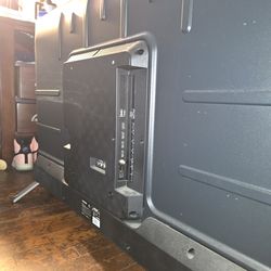 45 inch 2021 toshiba smart tv MUST GO