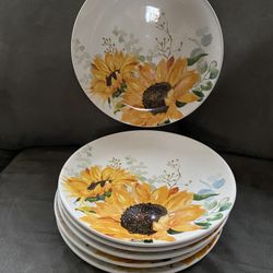 SET OF 6 BRAND NEW SALAD PLATES 8.5x8.5