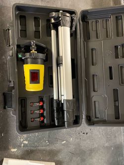 Self leveling laser