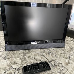Vizio 19” LED TV (Model M190VA) – Great Condition + Remote!