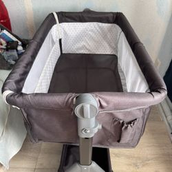 Bassinet 