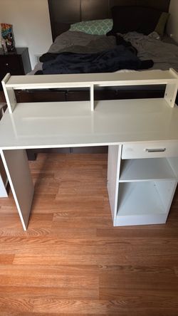 White Computer Desk with Hutch and Storage