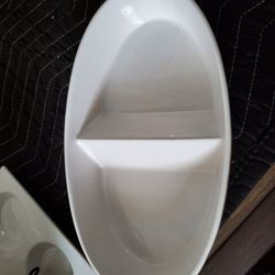 Crofton Divided Dish