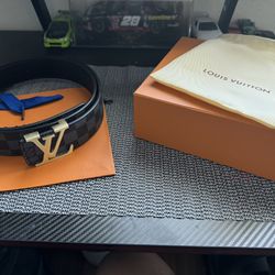 Mens Leather Belt LV