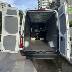 Se Vende O Se Renta Sprinter Van 