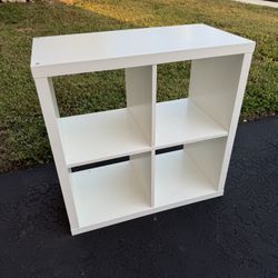 Cube Shelf 
