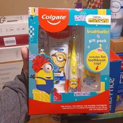 【DONATED】Colgate Minions 2 Toothebrushes and more Set