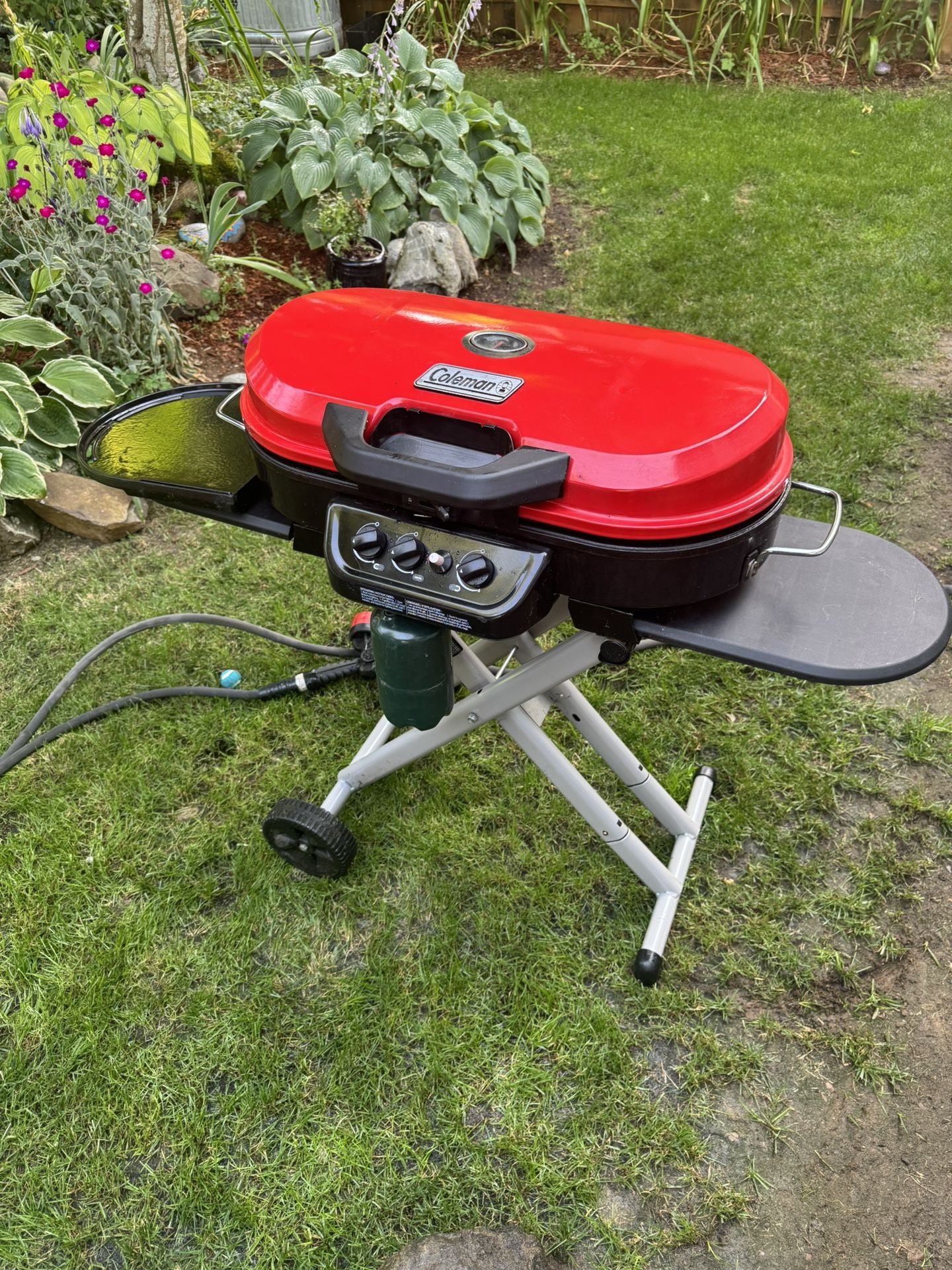Coleman Portable Grill with Stand Camping Road Trip 285 Propane