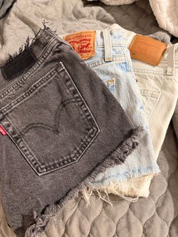 Levi Shorts