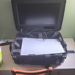 PS5 w / Case Club Monitor 