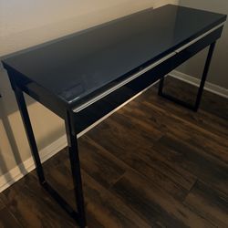 Black Gloss 2 Drawer Desk 