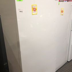 Frigidaire 20 Cu Ft Up Right Freezer P8DC