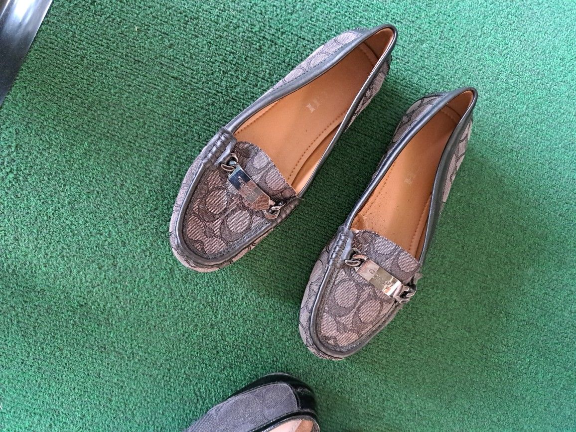 Coach Signature Flats
