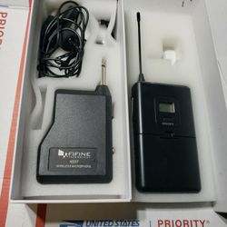 UHF Wireless Lavalier Lapel Microphone 