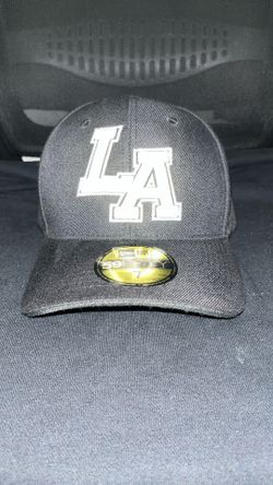 New! Black La Hat