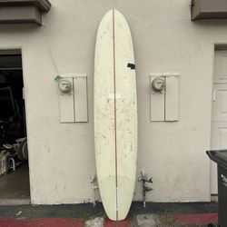 8’8 Single Fin Surfboard