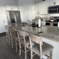 4 counter height island stools