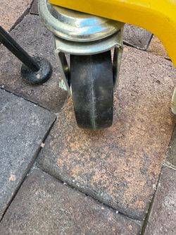 Wheel jacks