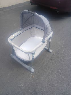 Graco collapsible bassinet