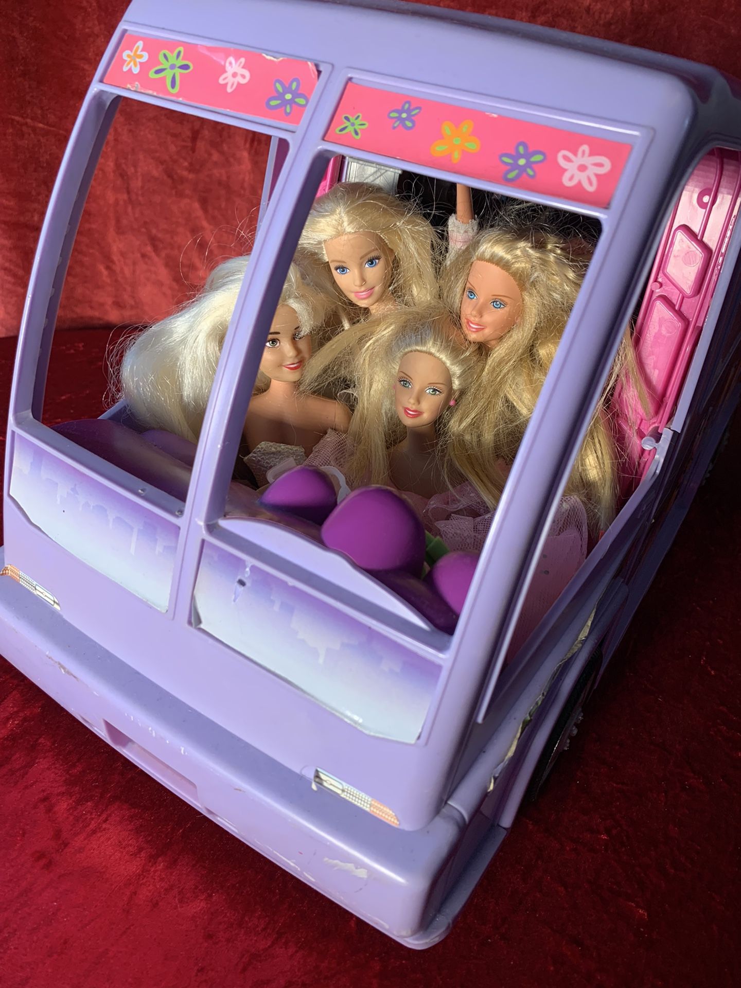 Barbie Van Purple With 4 Barbies in Pink! 