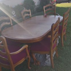 Lion Claw Oak Dinning Room Table W Extension Inside Table