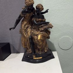 Statue Romance Vintage 