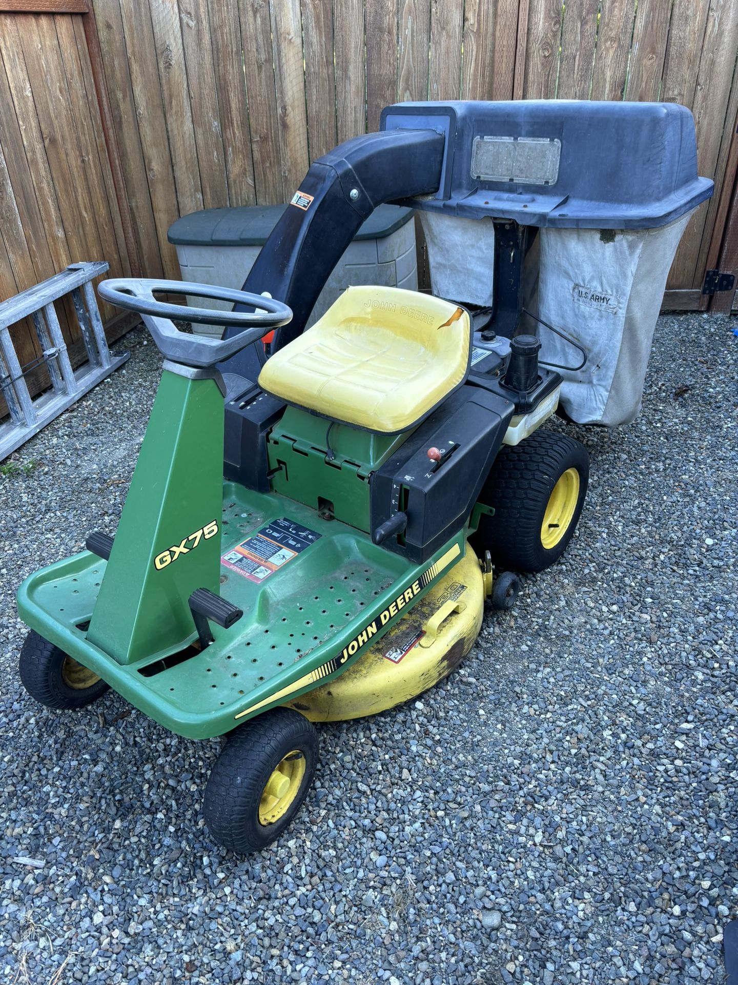 Johne Deere Gx75 Riding Mower
