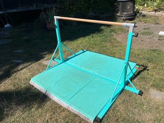 Gymnastics bar