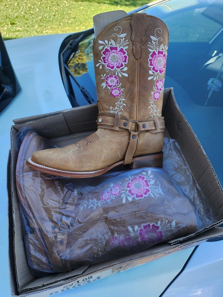 Women Boots