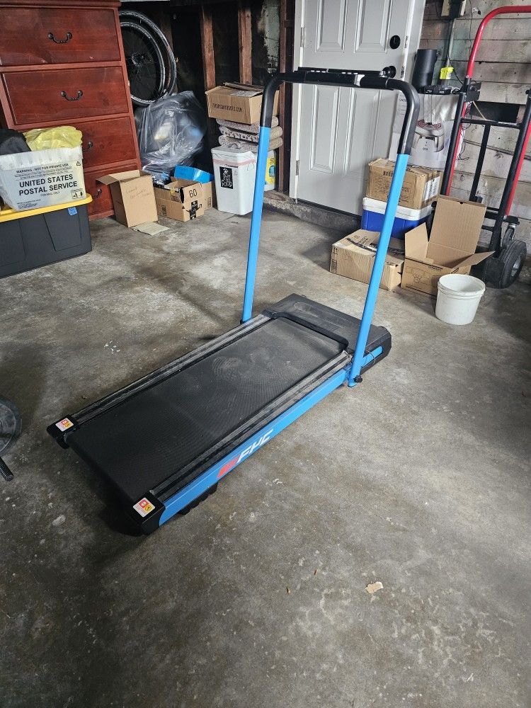Space-Saver Treadmill – Fold Flat, Portable, Ideal for Apartments or Offices