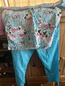 Like New Scrub Sets Size S/M