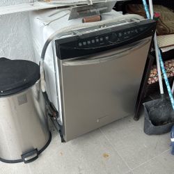 Frigidaire Dishwasher
