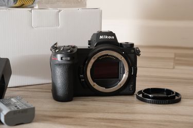 Nikon Z6 Full Frame Mirrorless Camera Body, Low 14.6K Shutter, 3 Batteries, Box
