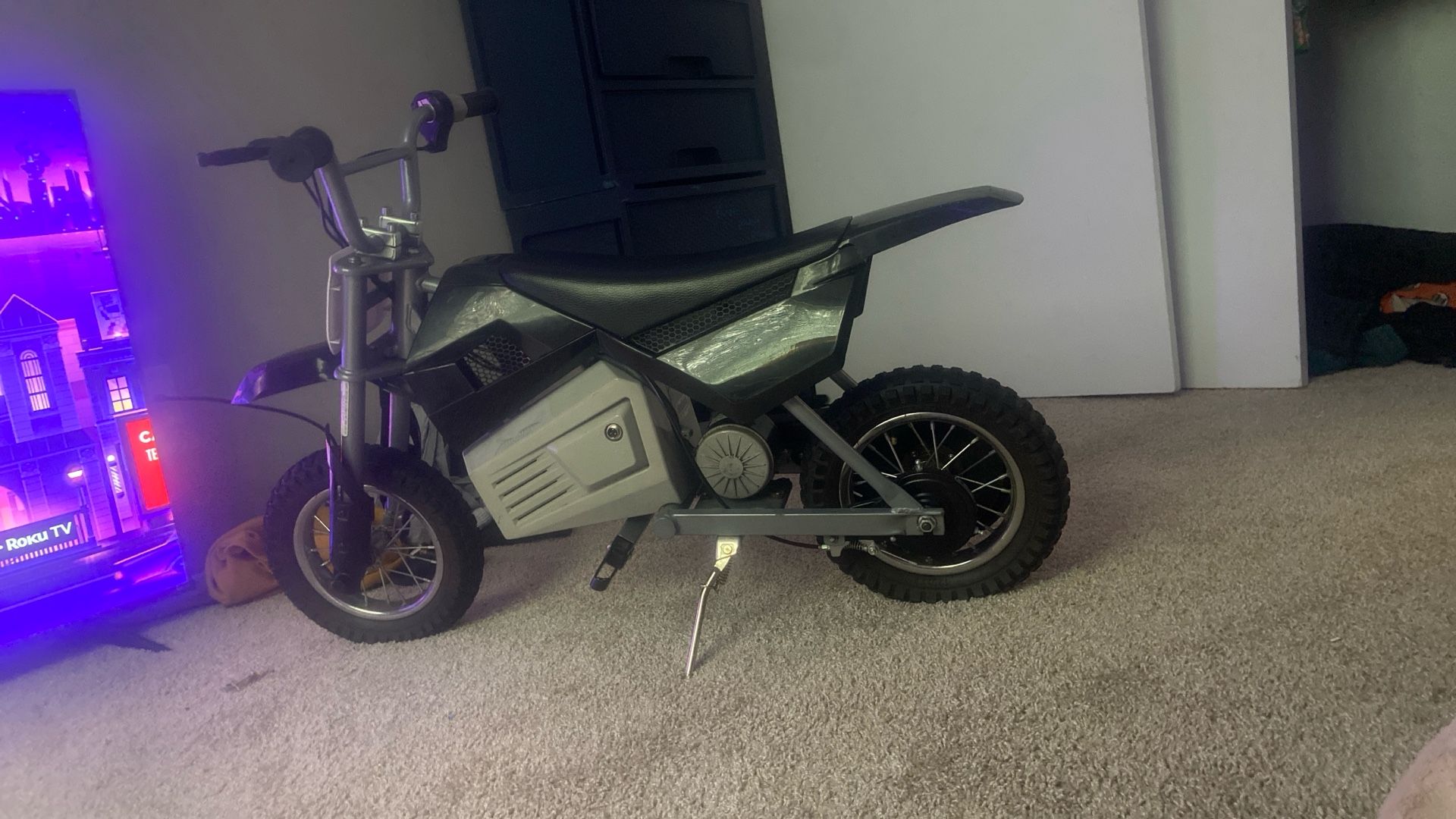 Razor Mini Bike 14 Mph Good Quality And Does Come With Charger