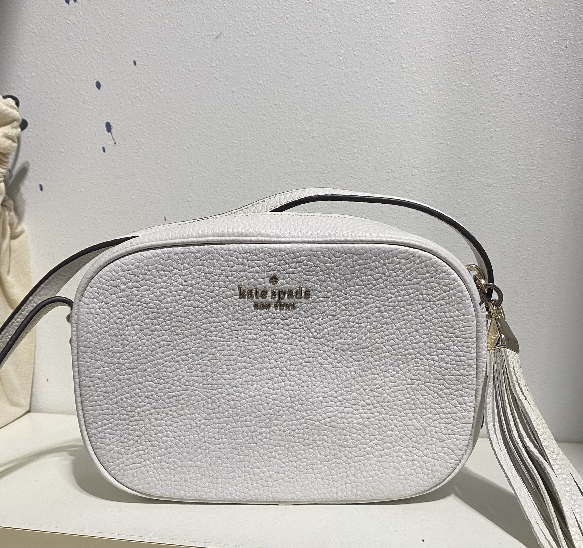 Kate Spade Annabel Medium Leather Camera Bag for Sale in Houston, TX -  OfferUp