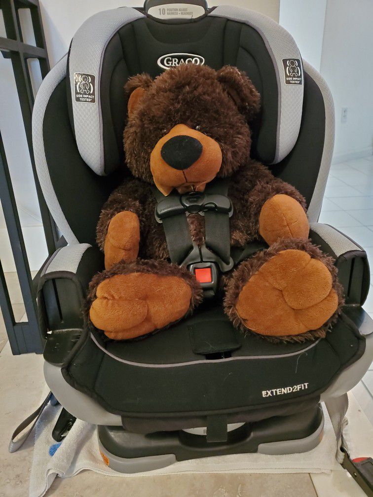 Graco Extend 2fit Car Seat (Free Umbrella Stroller Included)