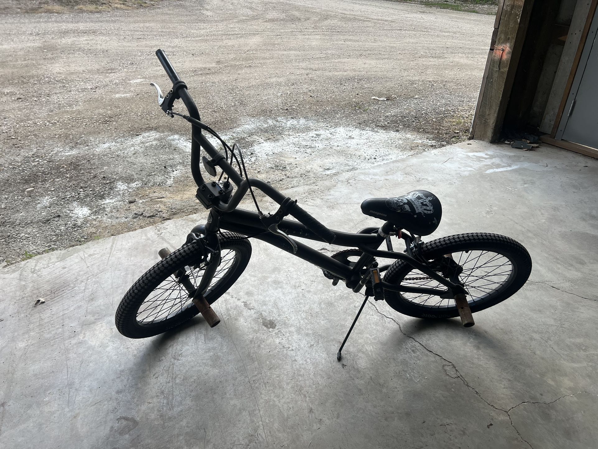 Mongoose Stun 18" Boys BMX Bike