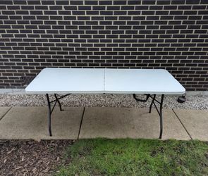 Plastic white folding party table