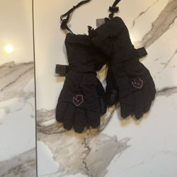 Youth Gloves Small To Medium 