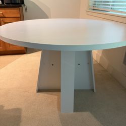 47 Inch round dining Table 