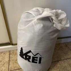 REI Women Sleeping Bag
