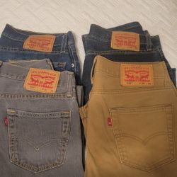 4 Levi's Strauss  513    30 By 32     $50.00